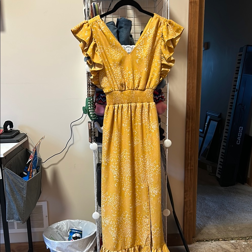 Yellow Floral Ruffle Sleeve Dress